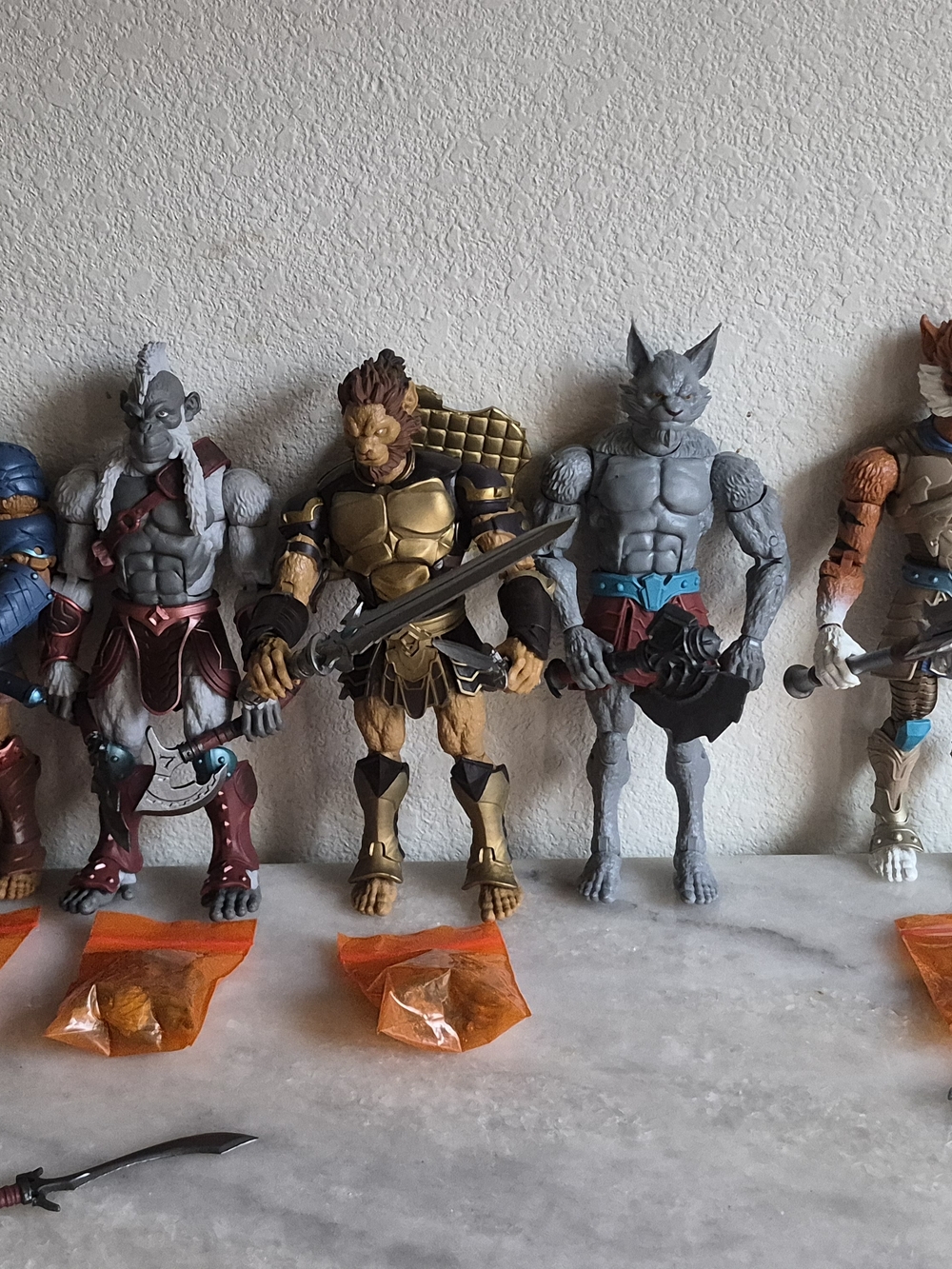 Spero Toys Animal Warriors of the kingdom 7 in Lot of 5 figures Pre-owned
